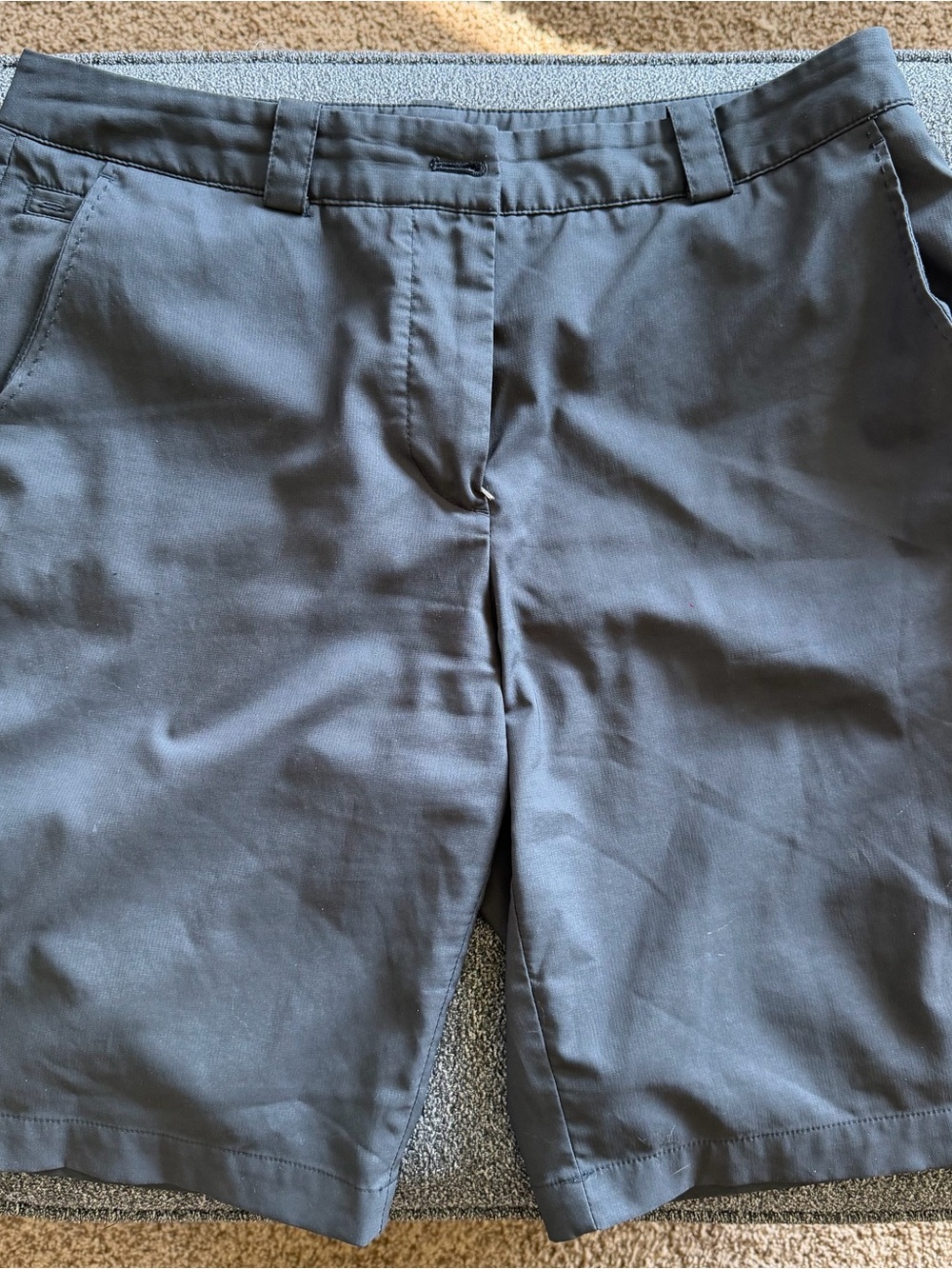Nike Women’s Golf Black Tour Performance Dri-FIT Shorts size 10